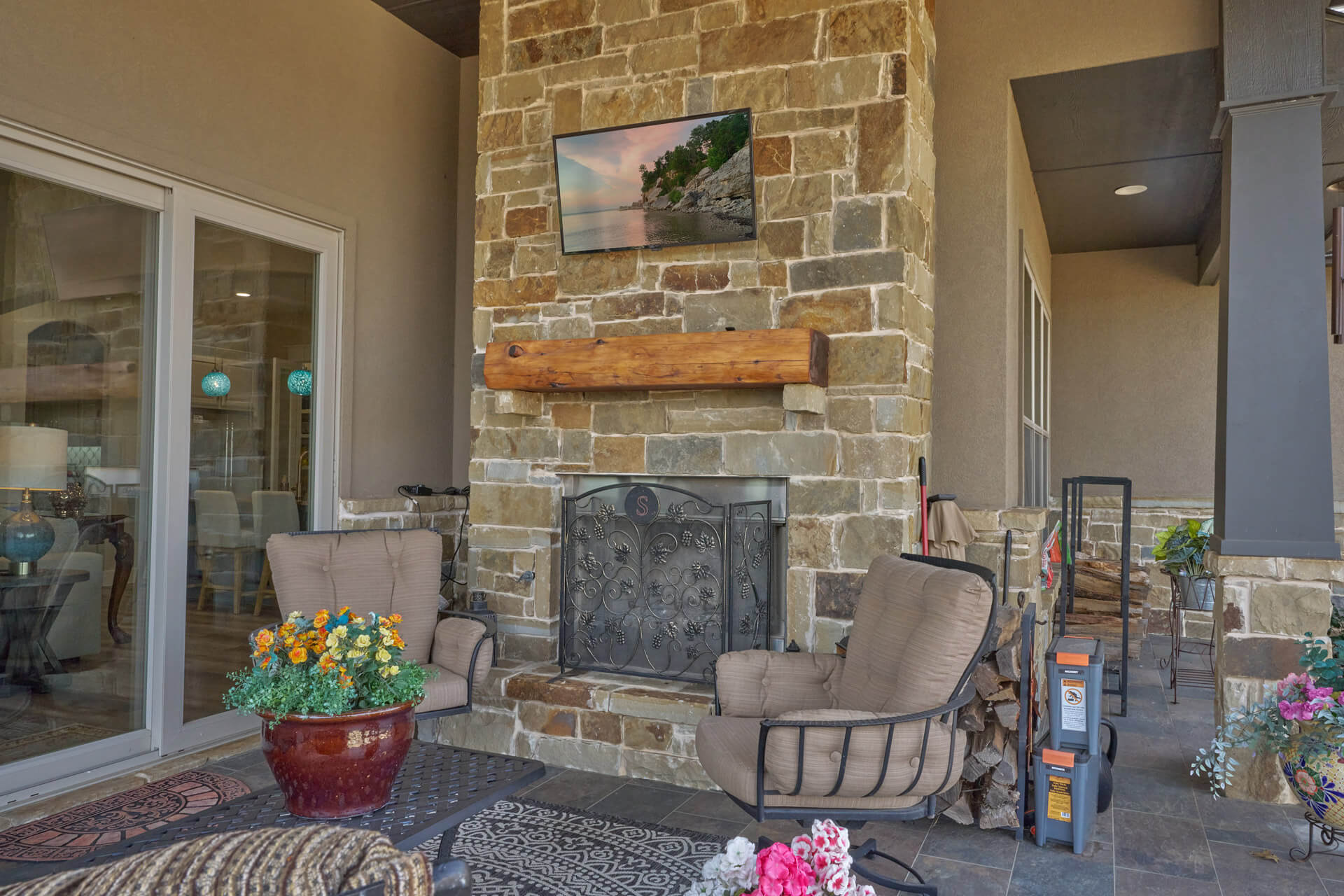 Luxury Lakefront Home Builders in Pottsboro TX